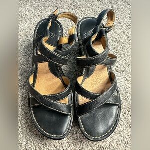 Born Black Leather Sandals 9 40.5 wedge heel strappy buckle open toe woven Y2K
